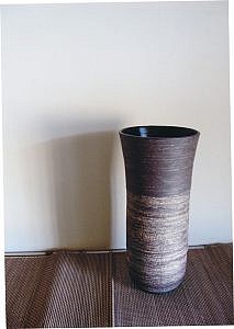 漆黒釉の花生け