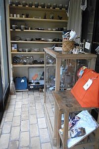KILN&Kilnyardの店内