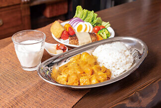 野菜ゴロリの元気が出る館山こだわりカレー