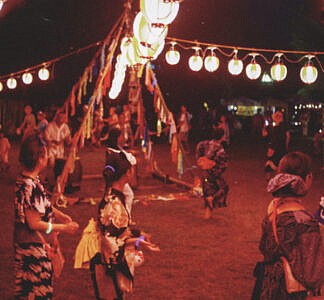 昨年のコヅカ・アート盆踊り